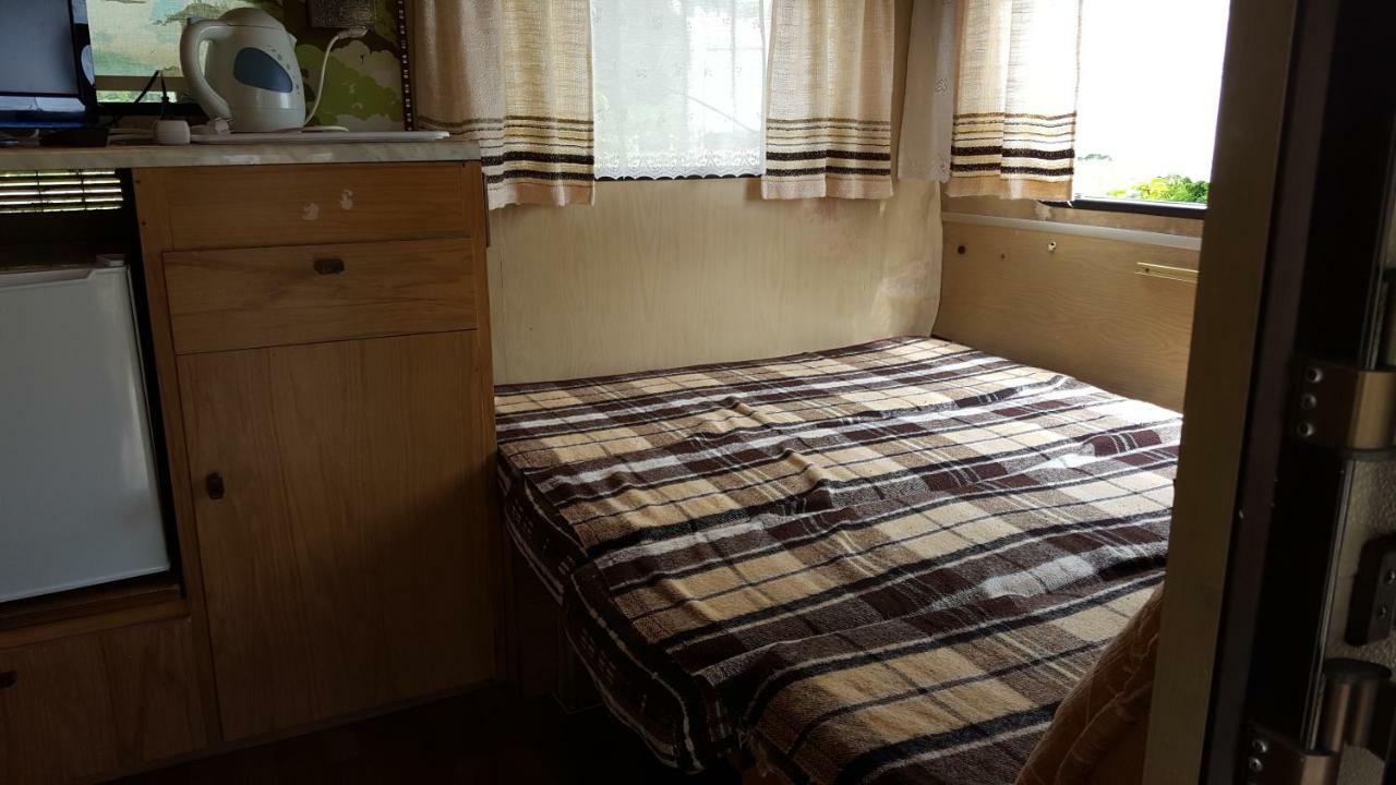 "U Izy" Pokoje Goscinne I Przyczepy Campingowe Mielno  Exterior photo